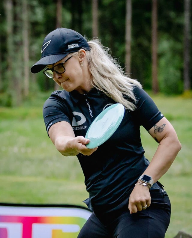 Hanna Jansson från Hofors spelar på proffstouren i discgolf men hade ett tufft 2024.