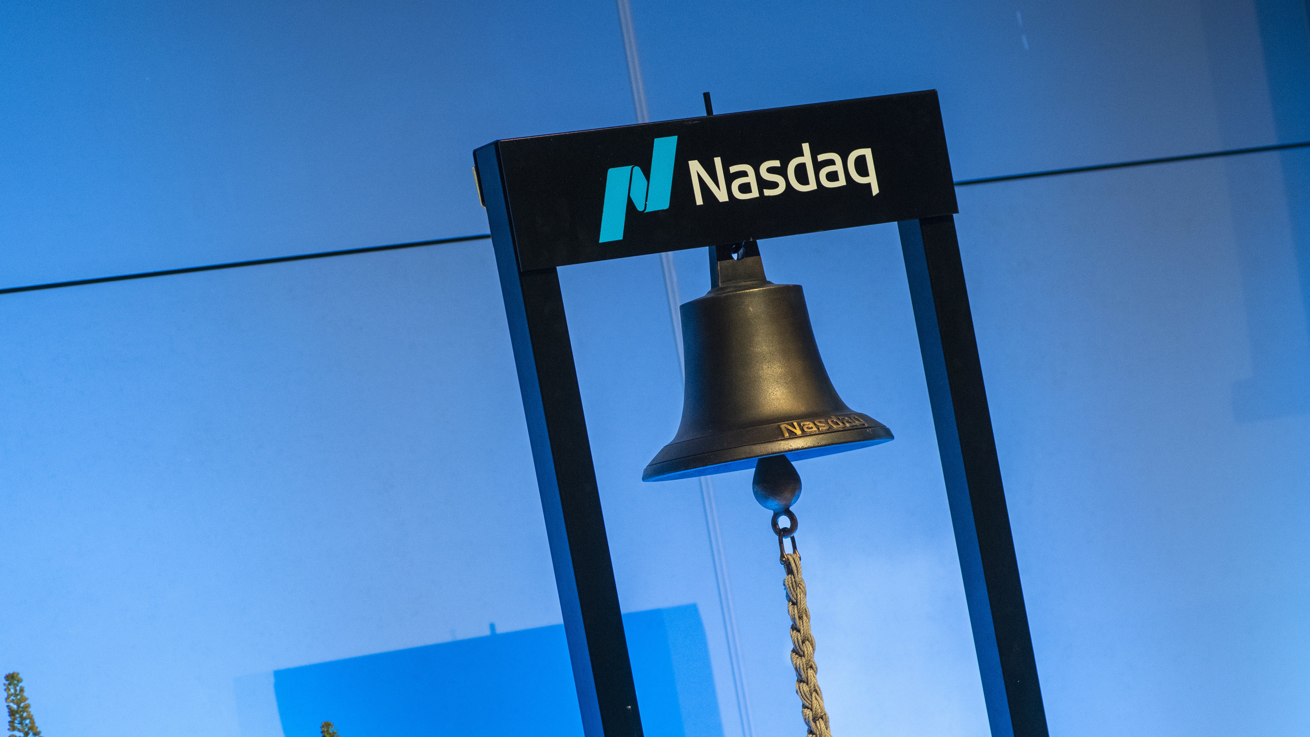 Nasdaq stuvar om i index