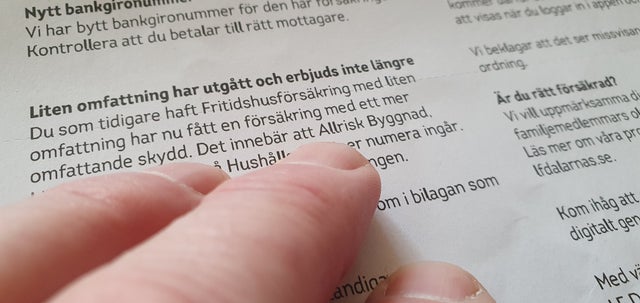 Det finns ingen information i försäkringen att den som är missnöjd kan ringa och förhandla och sänka priset på försäkringen."Vi har inte lyckats fullt ut. Vi borde ha varit mer tydliga och informerade"säger Pernilla Hindsberg på LF Dalarnas.