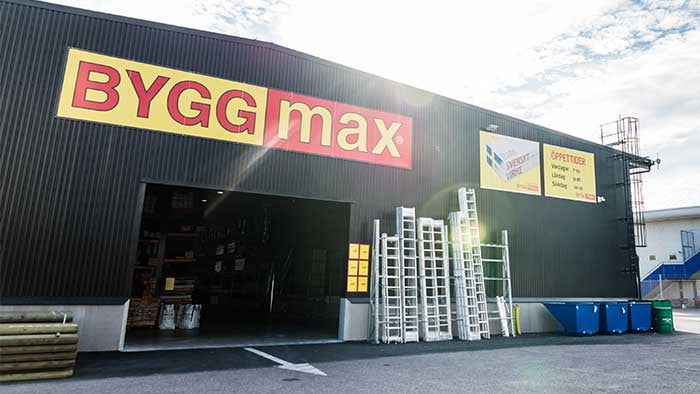 Byggmax minskar rörelseförlusten – höjer utdelningen