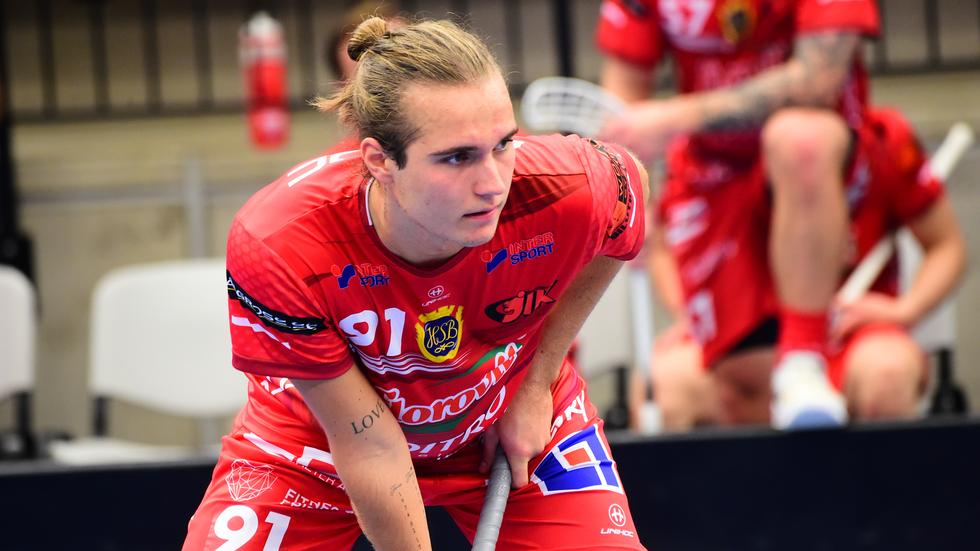 Oliver Lindén, gjorde ett mål när JIK föll mot Storvreta.
