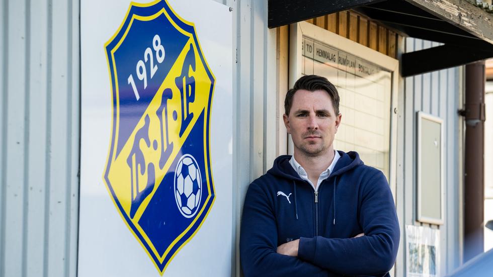 Eskilsminne sonderar transfermarknaden i allt från allsvenskan och superettan till småklubbsfotbollen och Ettanserierna. ”Vi scoutar brett”, säger sportchefen Adrian Andersson.