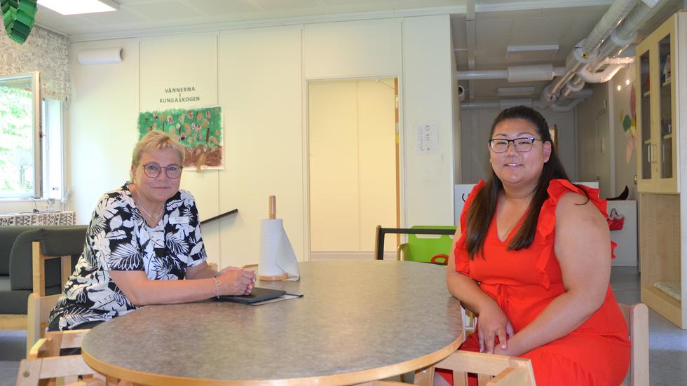 Ulla Nilsson och Emmely Sigurdsson, rektor respektive barnskötare på Solhöjdens förskola, har positiva erfarenheter av att bedriva verksamhet i moduler.  