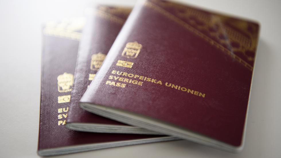 Kötiderna för att skaffa ett nytt pass har blivit väldigt långa. Arkivbild.