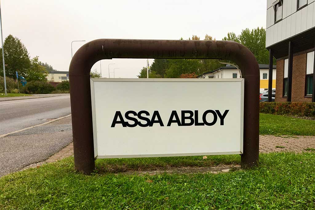 Assa Abloy höjer utdelningen mer än väntat