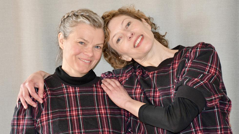 Katarina Rosén och Helena Lambert, kommunkoreografer i Ydre kommun, ska locka Ydreborna till dans.