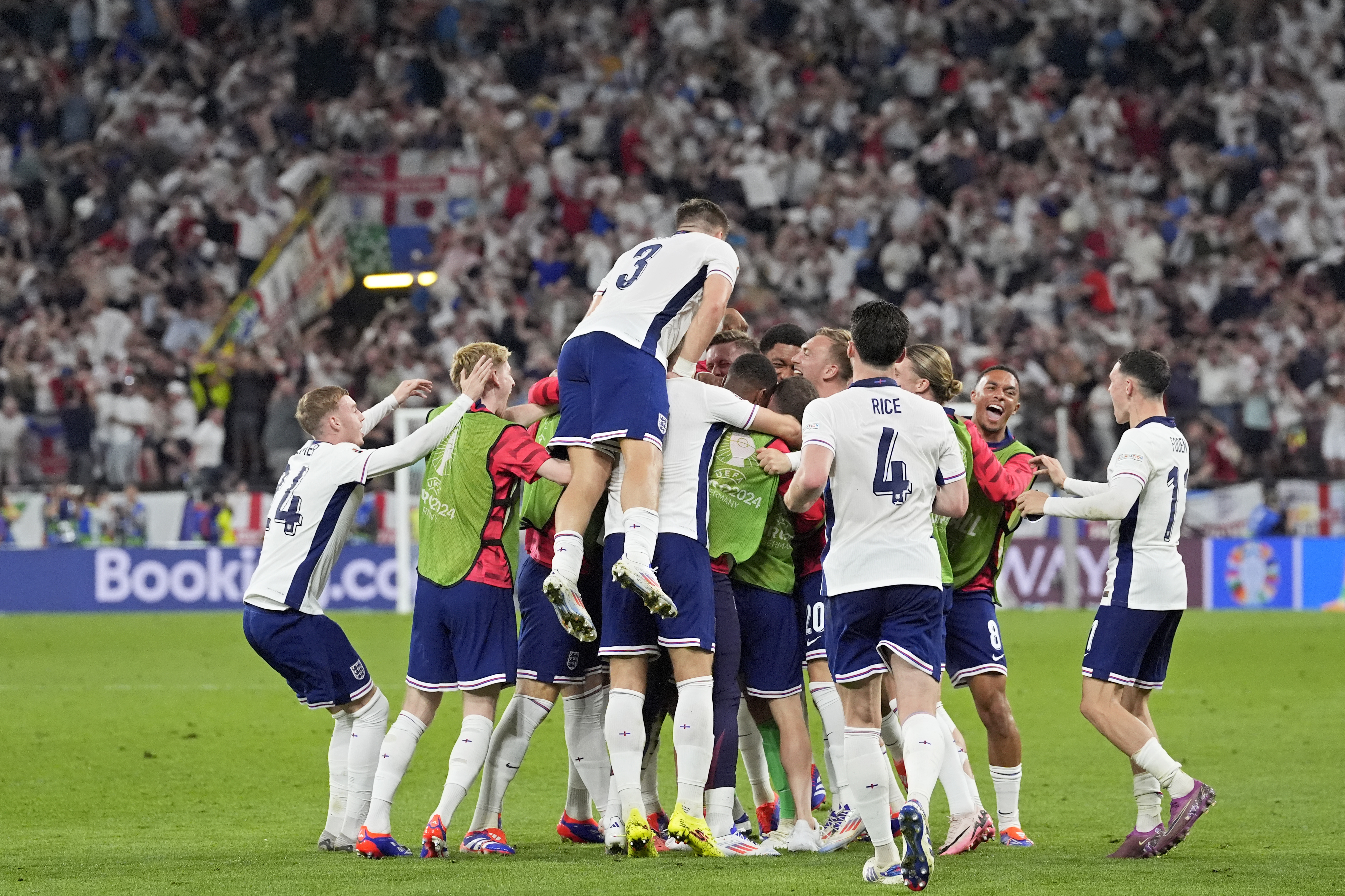 England är klart för EM-final.