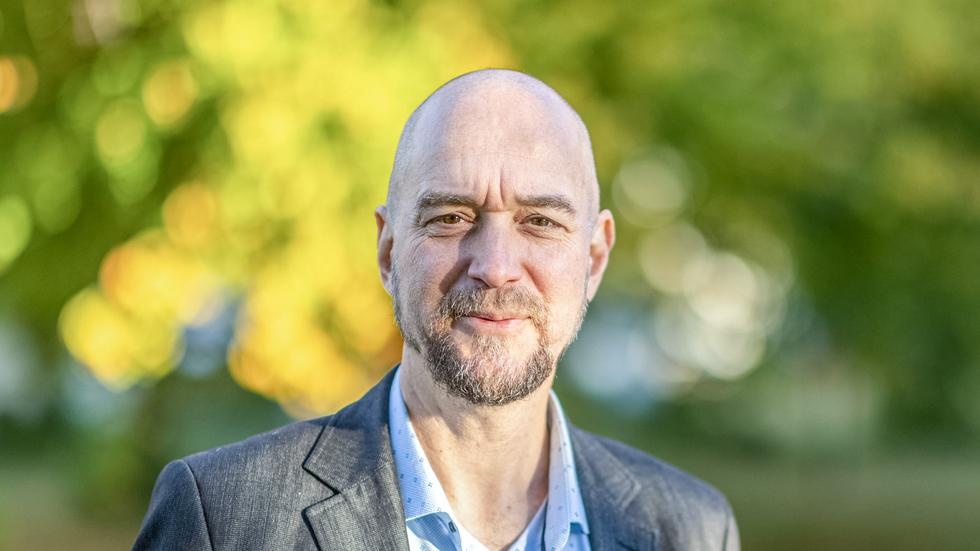 Henrik Dinkel, klimat- och energiutredare på Länsstyrelsen i Jönköpings län, konstaterar att det behövs krafttag från staten för att Sverige – och därmed länet – ska kunna nå målen om att minska koldioxidutsläppen.