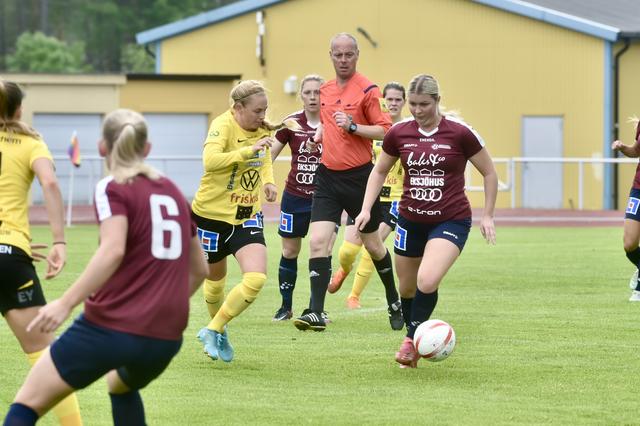 Mariebo tog tre poäng mot Eksjö på söndagen.