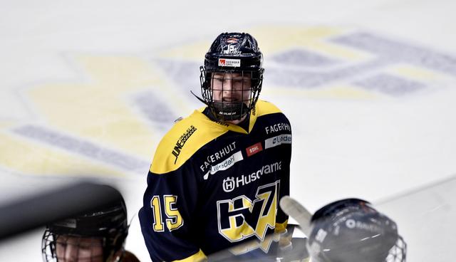 Linnéa Andersson var bra när HV71 föll med 2–3 efter straffar mot Linköping.