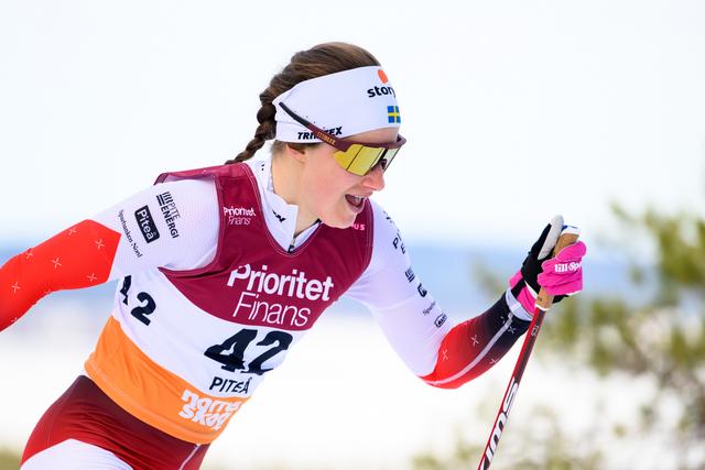 Ebba Andersson har många vassa sprintåkare till klubbkamrater. Frågan är vem hon får bilda lag med? Foto: Maxim Thore / BILDBYRÅN