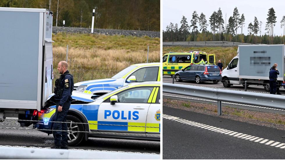 En man greps och minst poliser fördes till sjukhus efter en biljakt på riksväg 26/47 i riktning mot Jönköping under måndagsmorgonen.