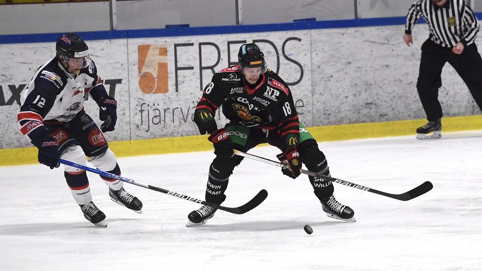 HC Dalen-backen Gustav Särenborg är tillbaka efter en längre tids skadefrånvaro och gjorde på onsdagskvällen sin andra match för säsongen. 