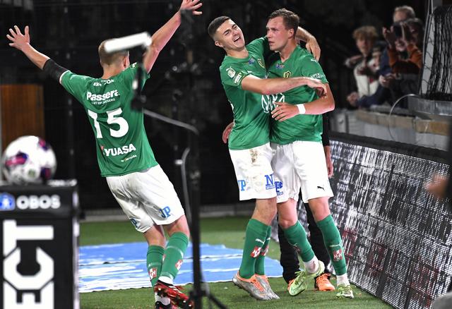 Niklas Dahlström gjorde det avgörande målet när J-Södra slog Öster med 2–1.