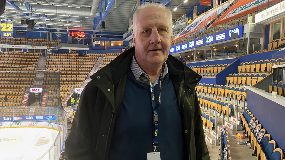Kjell Samuelsson var på onsdagen på plats i Husqvarna Garden där han såg HV71:s hockeyallsvenska möte med Björklöven.