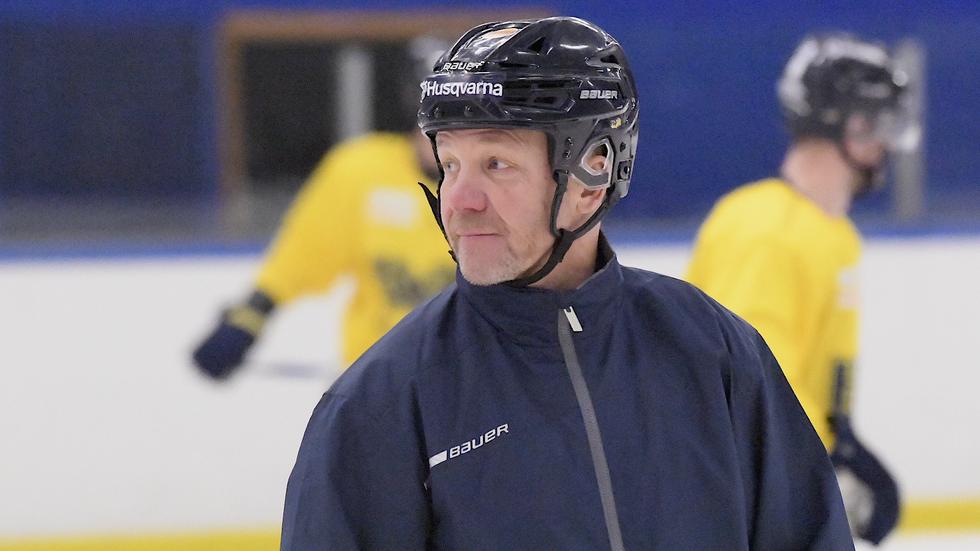 Charles ”Challe” Berglund är ny assisterande tränare i HV71. 