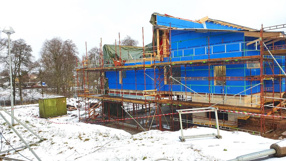 Så här såg Sörgårdsskolans tillbyggnad ut för åtta månader sedan. Nu har den blivit fuktskadad.