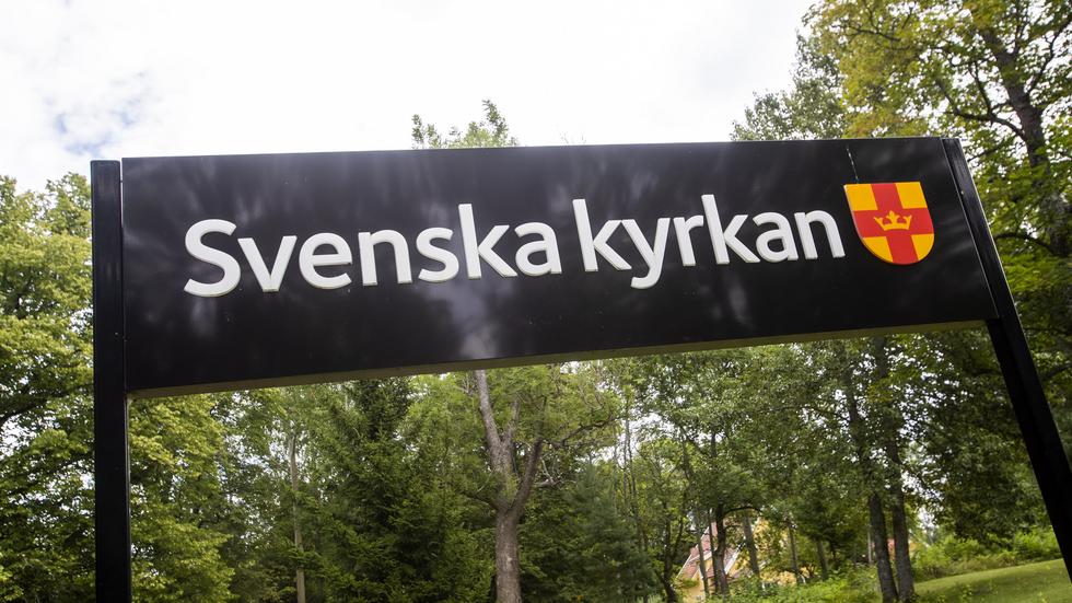 Svenska kyrkan arbetsgivarorganisation har inte tackat nej till medlarnas bud. Nu svarar kommunal med strejk