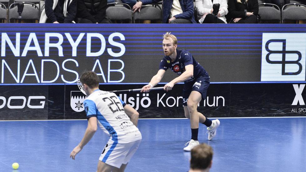 Oskar Malmgrens Mullsjö föll tungt med 1–4 i lördagens hemmamatch mot Kalmarsund. 