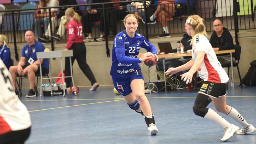 Hanna Wedenby sköt fem mål när Hallby besegrade Skånela i svenska cupen. 