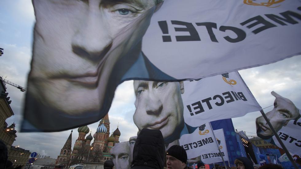 Putins annektering av Krim 2014 firades på Röda torget i Moskva.
Bild: Pavel Golovkin, AP Photo