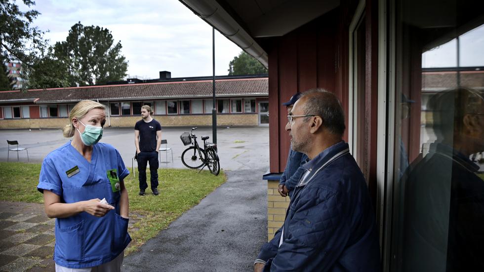 "Naturligtvis är det något vi beklagar djupt", säger Sandra Lindén, en av vaccinationssamordnarna på Råslätt.