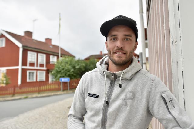 Niklas Hjalmarsson gör sin HV-comeback på torsdag. 