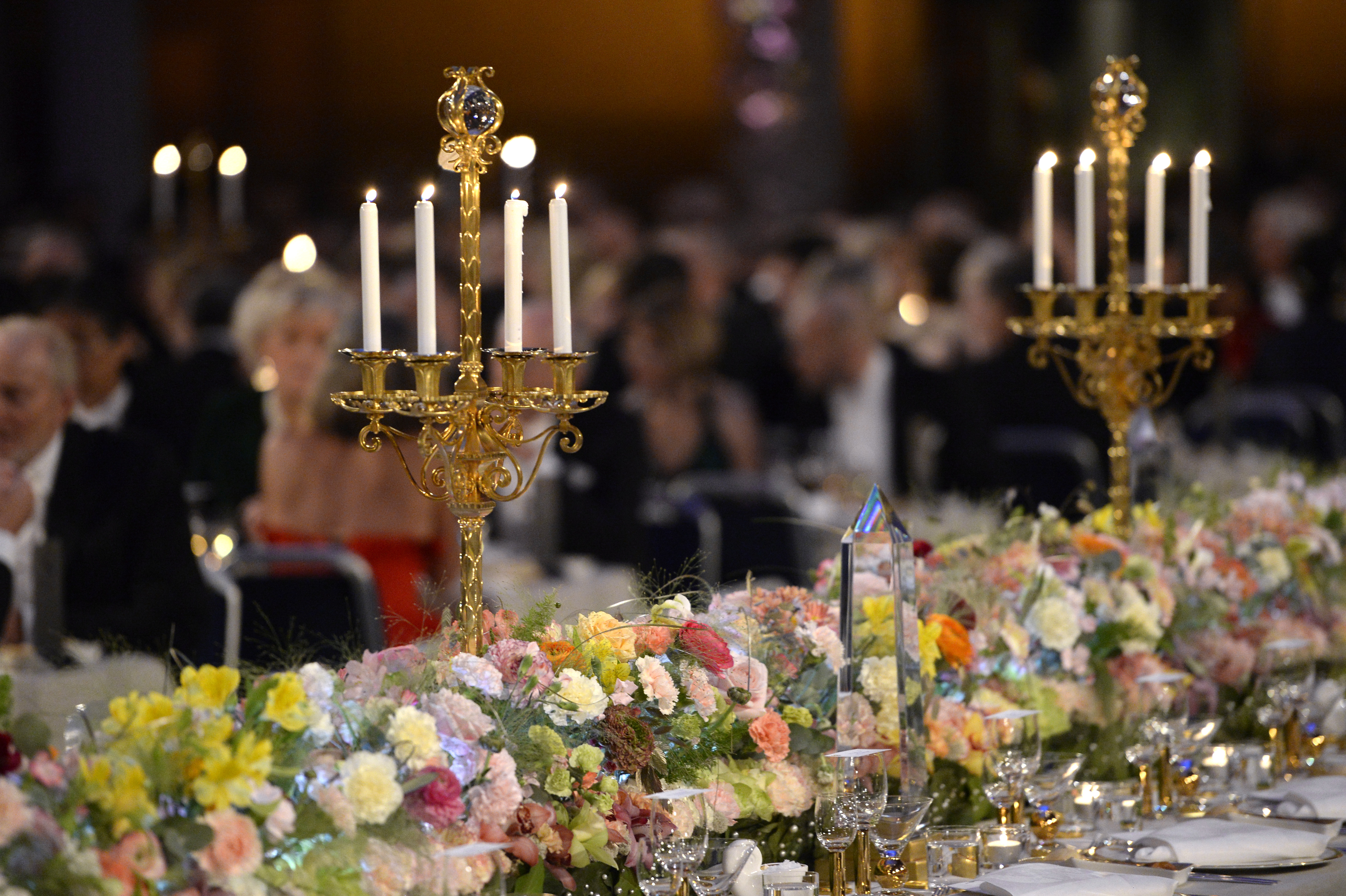 Ancora fiori sul tavolo dalla città natale del Nobel: Chitsvenskan