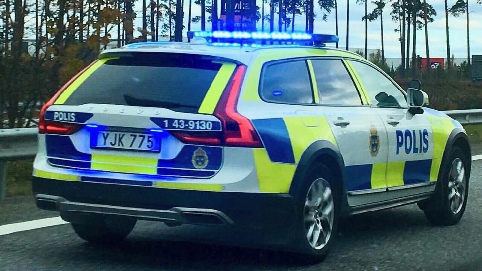 En man i 40-årsåldern misstänks för flera brott efter att ha stoppats på E4 i Jönköping under sommaren 2020. OBS! Bilden är en genrebild.