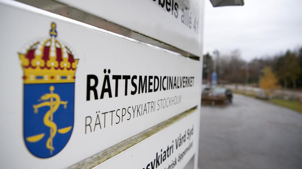 Rättsmedicinalverket finns på sex platser i Sverige, bland annat vid Rättpsykiatriska enheten i Huddinge.