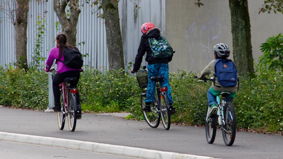 Målsättningen är att ha breda cykelvägar så att fotgängare och cyklister kan separeras. 
