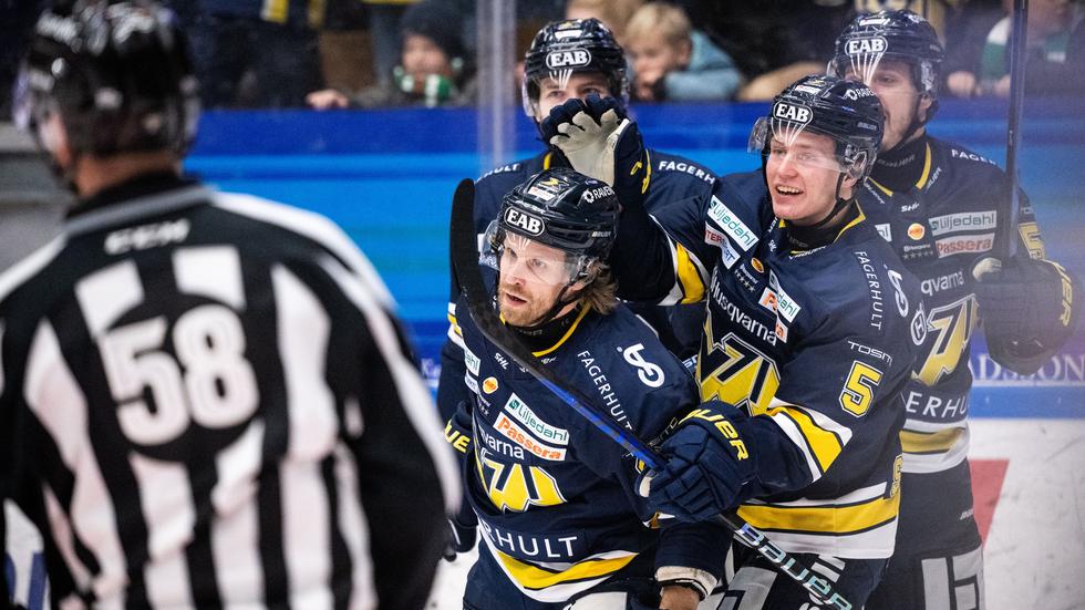 Försäsongsschemat är nu spikat för Mattias Tedenby och Victor Sjöholm och deras lagkamrater i HV71.