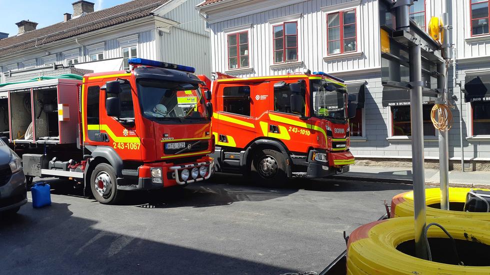 Räddningstjänsten åkte till Klostergatan i Jönköping efter larm om vattenläckage i en källare.