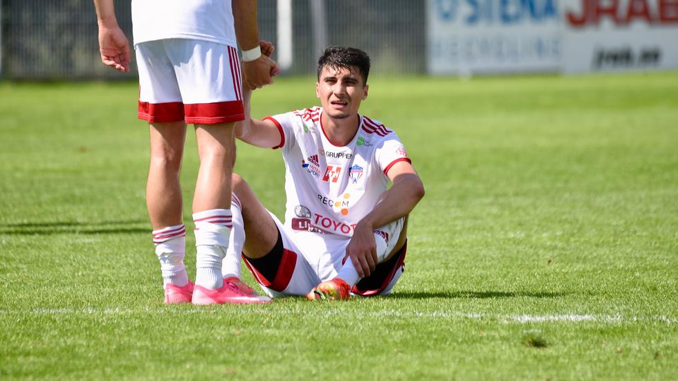 Amar Muhsin gjorde två mål för Assyriska, men det hjälpte inte i matchen mot Lindome. 