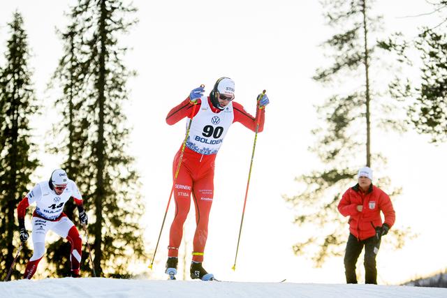 Karl-Johan Westberg leder seniorcupen inför helgens avslutande tävlingar i Sollefteå. 