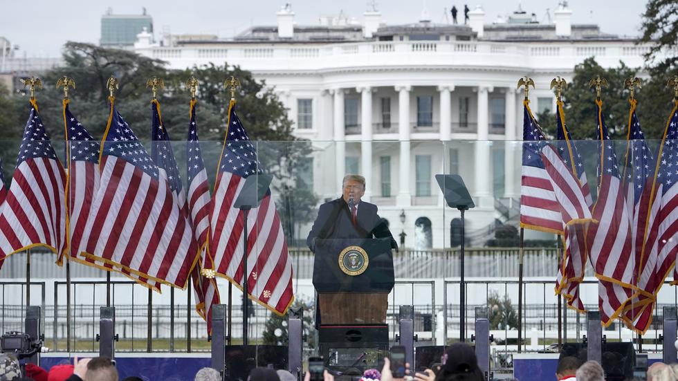 Donald Trump talade inför tiotusentals demonstranter under onsdagen, och fortsatte hävda att han vunnit valet. Bild: Jacquelyn Martin/AP/TT