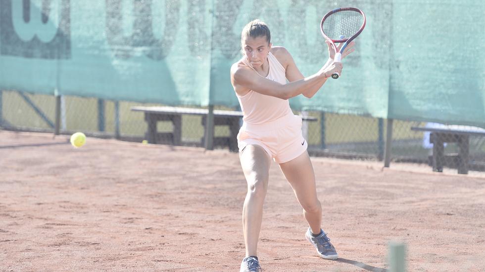 Alexandra Viktorovitch gick till final i Tabergsdalen Sigma Open, men fick där se sig besegrad av Nellie Taraba Wallberg.