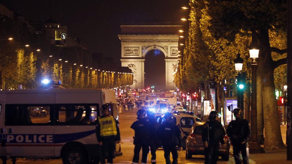 IS tog snabb på sig torsdagens attack på poliser på Champs Elysée, Paris. 