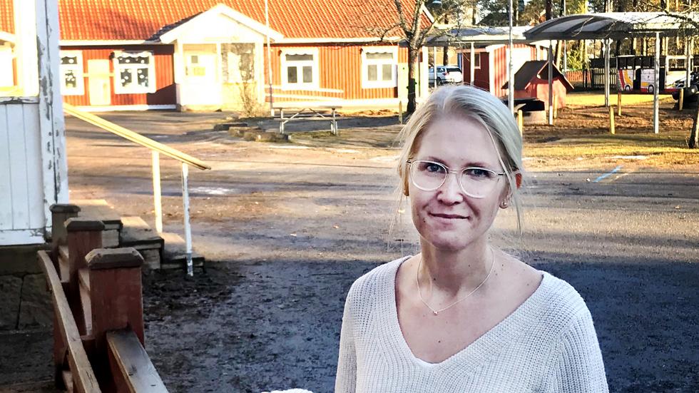 Ulrika Andersson jobbar i vanliga fall som HR-partner men nu vikarierar hon som förskollärare i Vaggeryd. FOTO: Janne Johansson. 