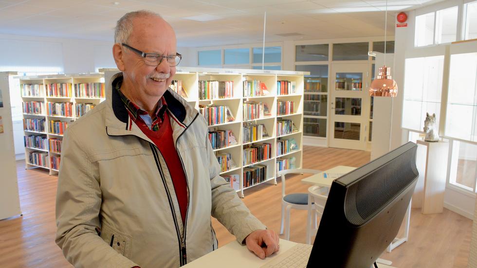 Roland Eckerby, ordförande i RPG i Habo, låg bakom förslaget att starta ett ”välfärdsbibliotek” i kommunen.   