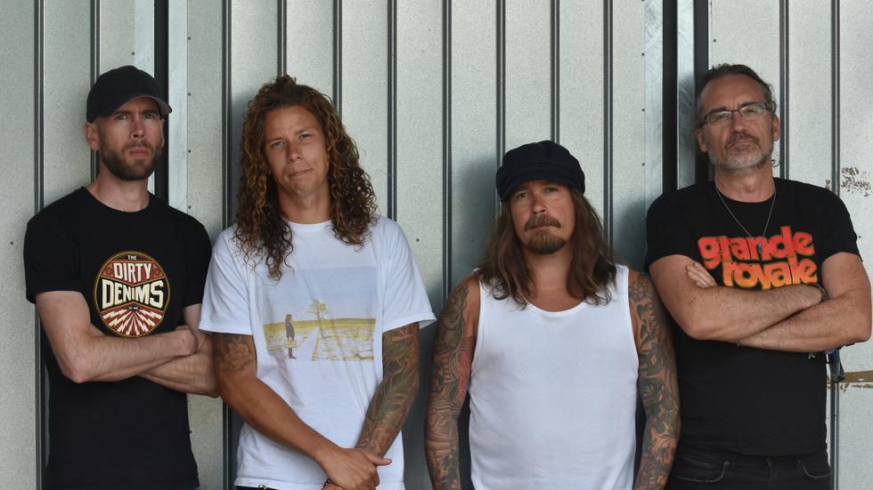 Rockbandet Grande Royale är i princip färdiga med ett nytt album och längtar efter att få ge sig ut på turné igen. Från vänster: Samuel Georgsson (bas), Gustav Wremer (sång och gitarr), Andreas Jenå (gitarr) och Johan Häll (trummor).
