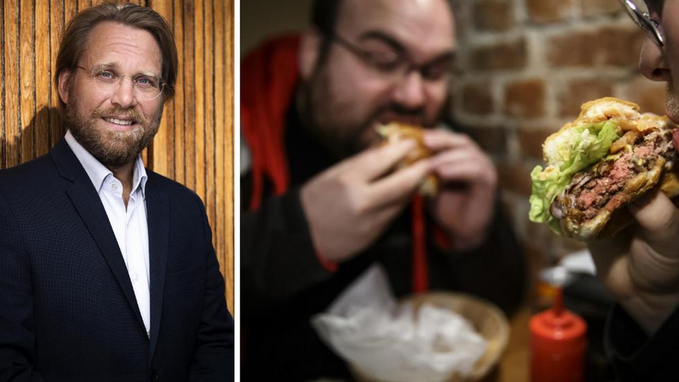 Överviktsforskaren Erik Hemmingsson säger att det värsta man kan göra är att skuldbelägga en överviktig person för deras övervikt. Bilden till höger är en genrebild. FOTO: Stefan Tell och Heiko Junge/TT