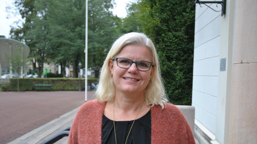 Cecilia Hjorth Attefall (KD),  gruppledare för KD i Jönköpings kommunfullmäktige. Det var under en debatt under torsdagen, som hon tillkännagav att länets ombud under partifullmäktige, kommer argumentera emot förslaget om slopad modersmålsundervisning. 