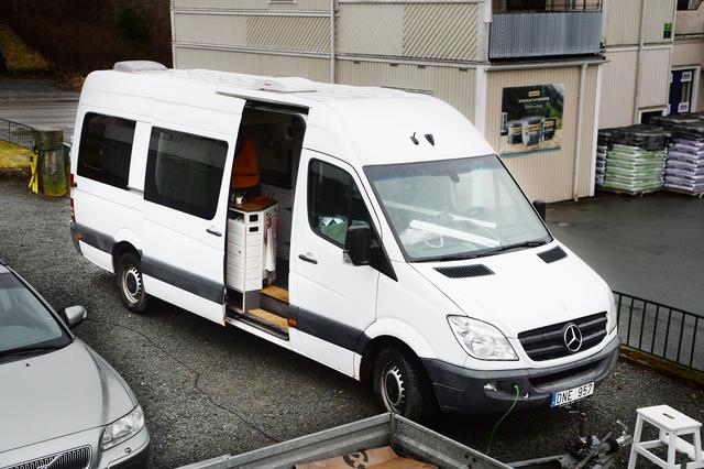 Skåpbilen av märket Mercedes köptes in i Halmstad i juni förra året.