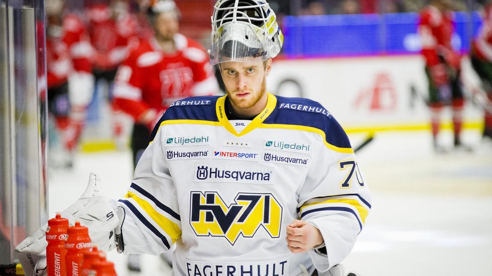 Adam Åhman, som varit på lån hos HV71, har enligt uppgifter gjort klart med en ny klubb. Foto: Johan Bernström / Bildbyrån.