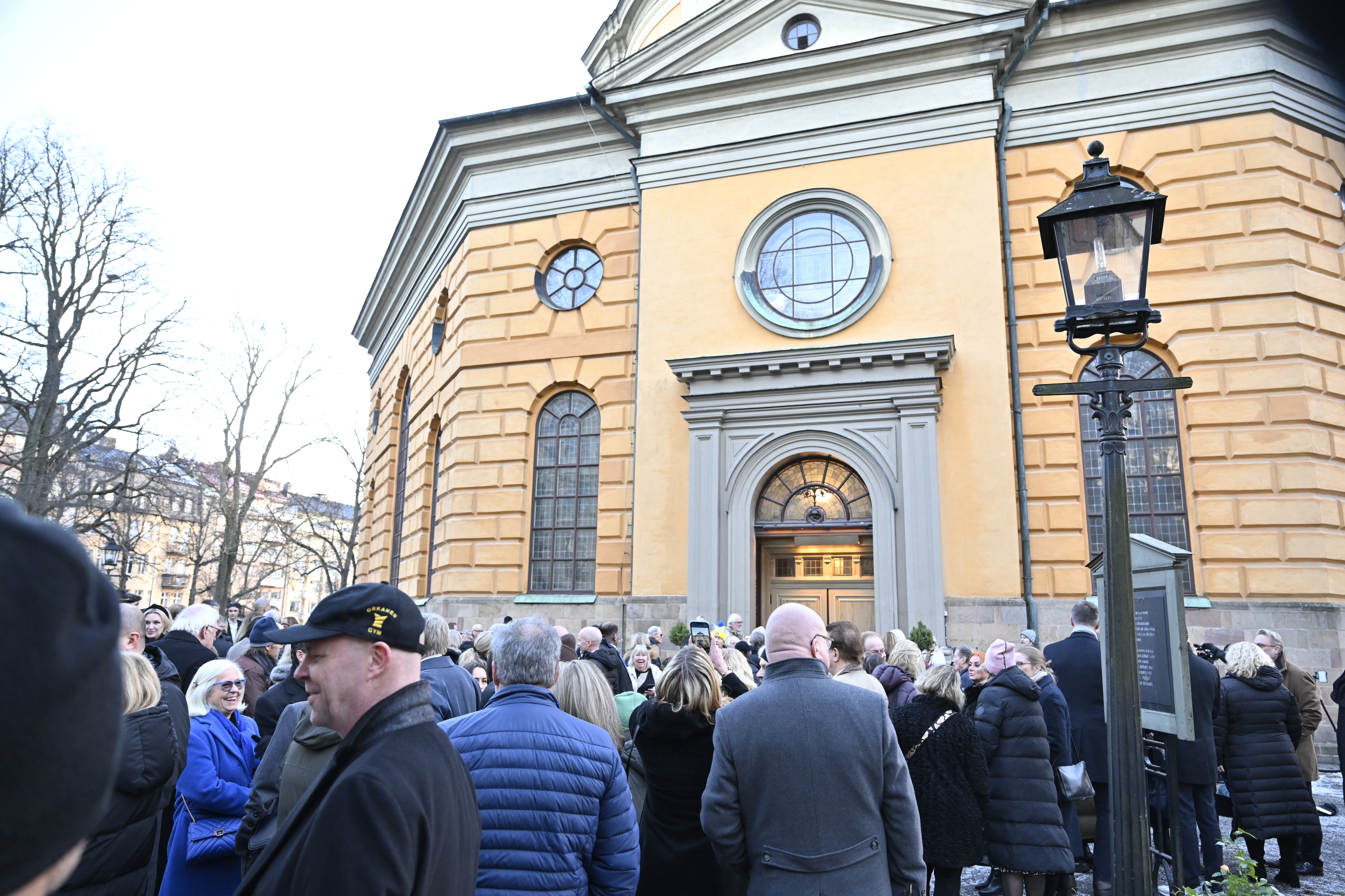 Barnkör Och Tårar På Berghagens Begravning – Sydsvenskan