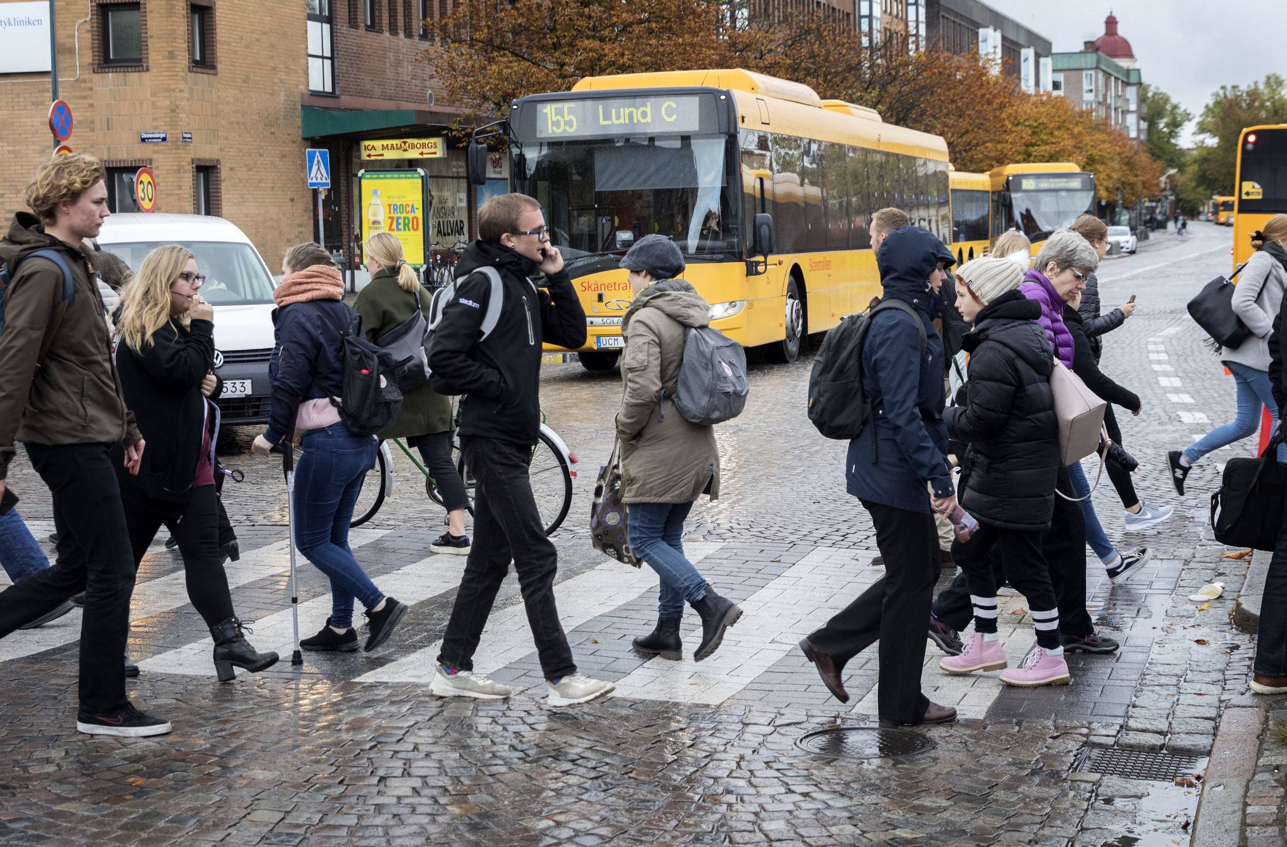 ”Det Handlar Om Att Stärka Och Utveckla Demokratin.” – Sydsvenskan