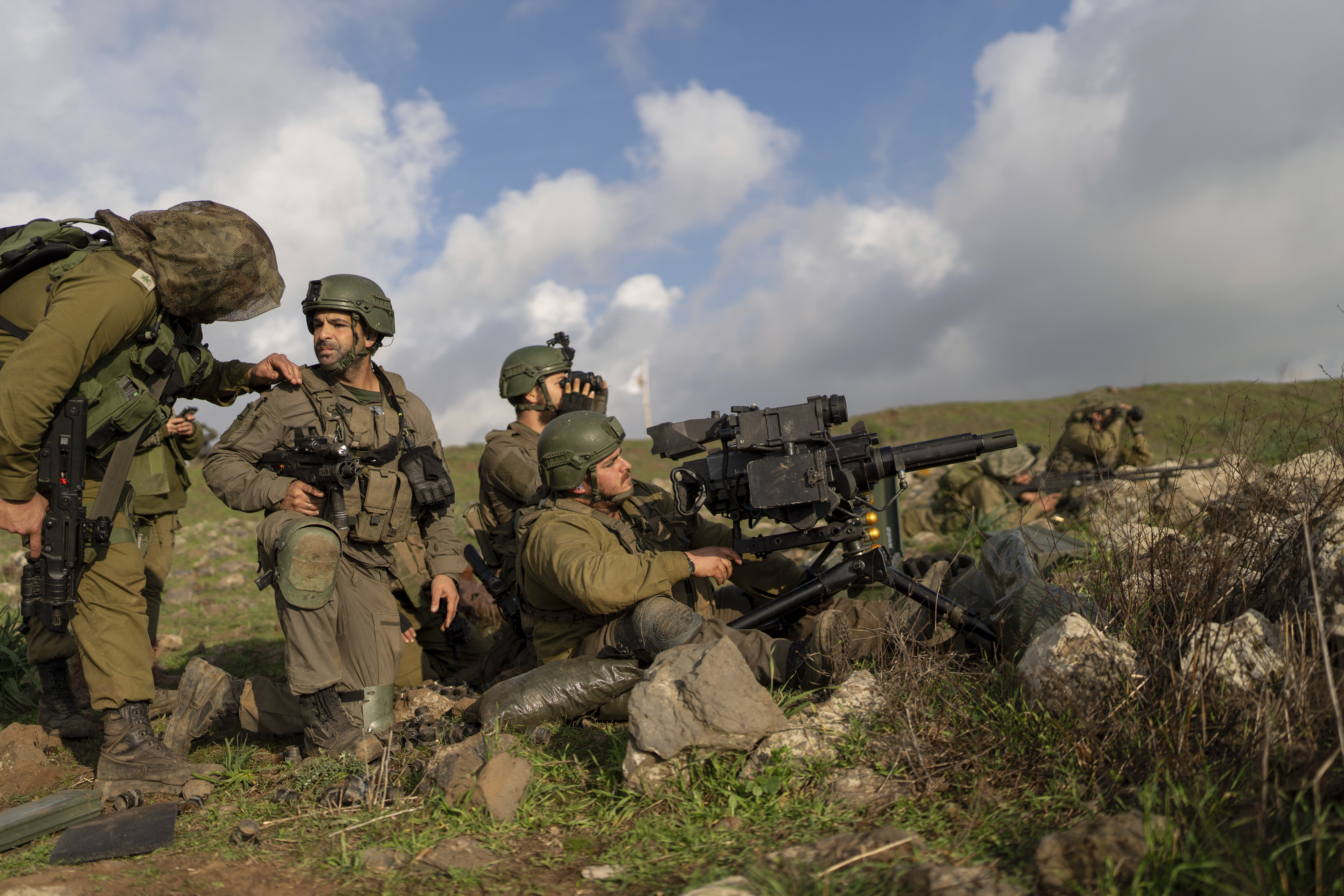 Israelisk militär vid Golanhöjderna.