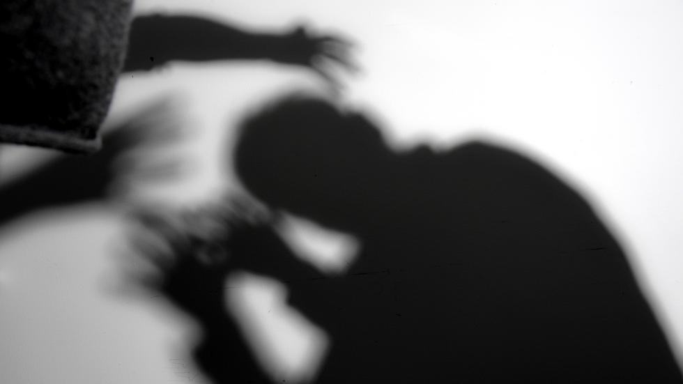 En pappa åtalas för misshandel av sin tonårige son. OBS: Genrebild. Anders Wiklund/TT
