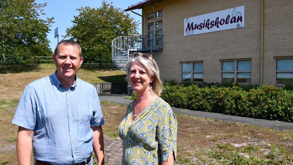 Utbildningskedjan för musikutbildning är hotad, menar Susanne Rydén i en nationell debattartikel. Tidigare har hon tillsammans med Fredrik Håkansson (KD)  tagit strid för kommunala musikskolan i  Sävsjö. 